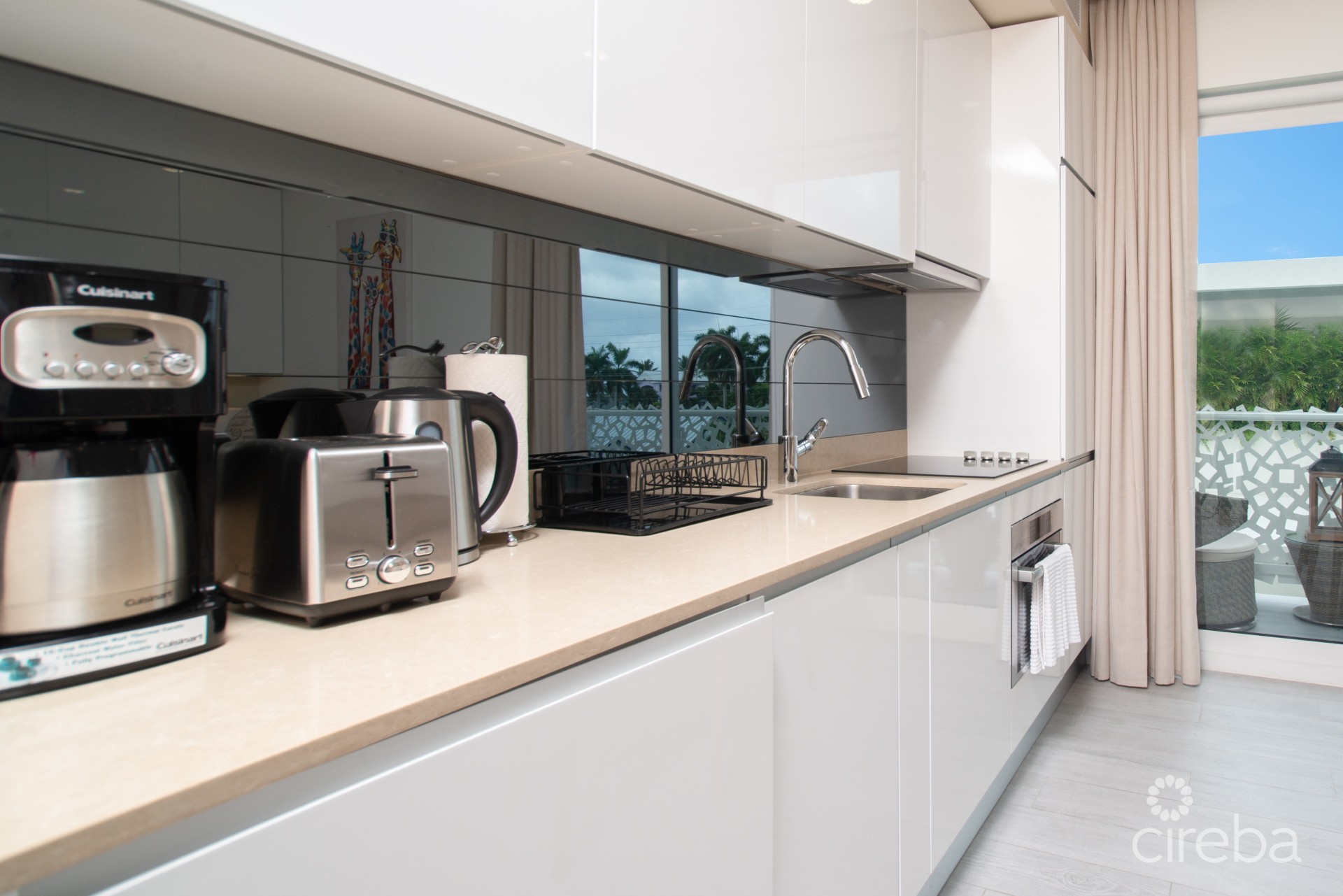 STUDIO PARADISUM AT THE GROVE