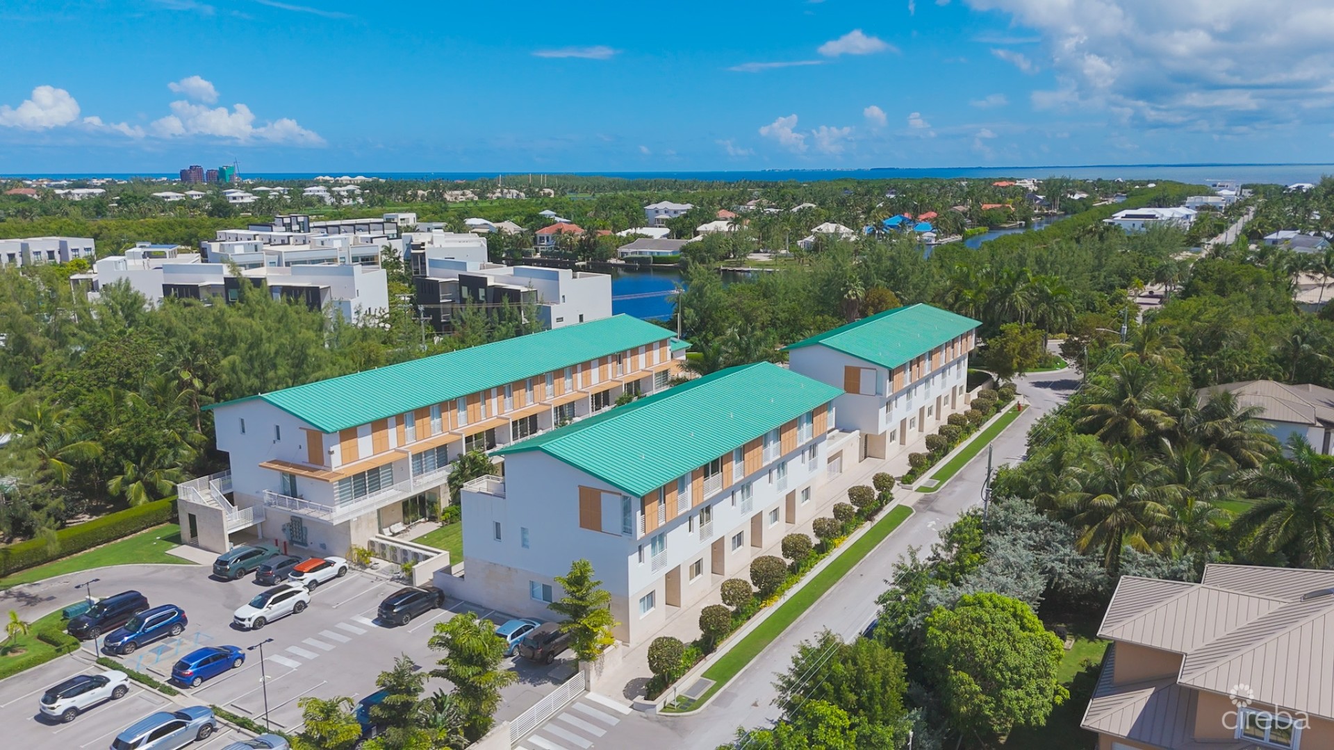 PLYMOUTH 3 BEDROOM CORNER TOWNHOUSE - 7 MILE BEACH CORRIDOR