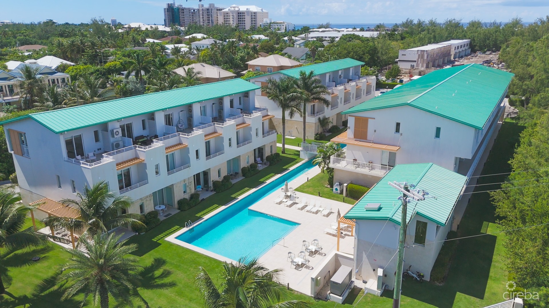 PLYMOUTH 3 BEDROOM CORNER TOWNHOUSE - 7 MILE BEACH CORRIDOR