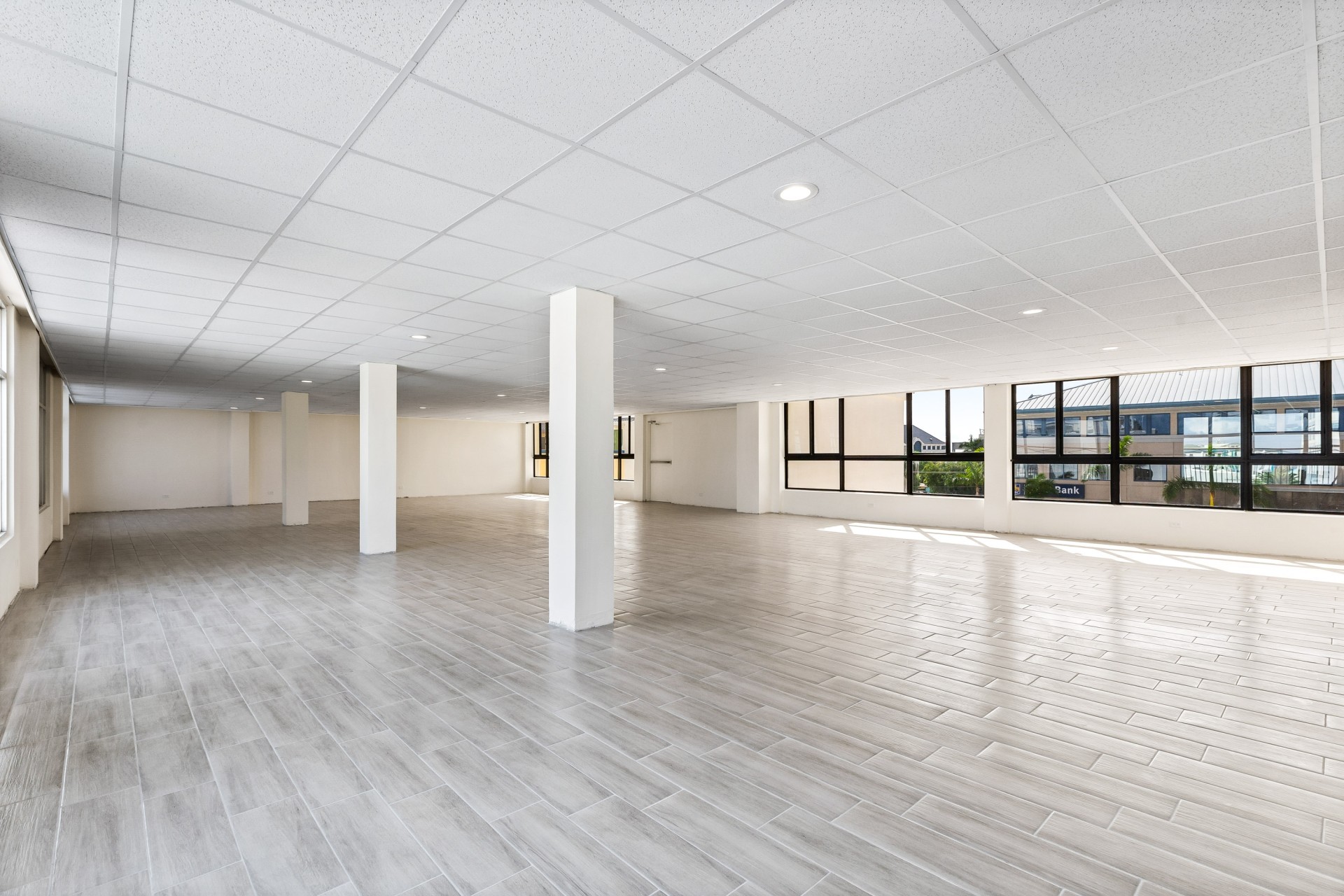 Cardinal Plaza - 4th Floor