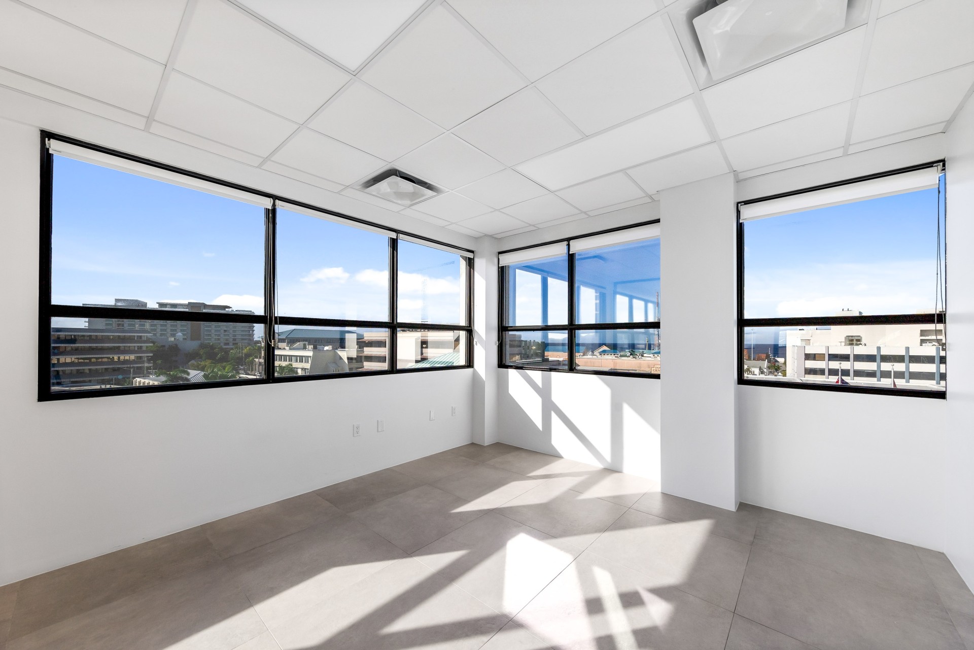 Monaco Towers - Suite C - Tower Ii - 5th Floor