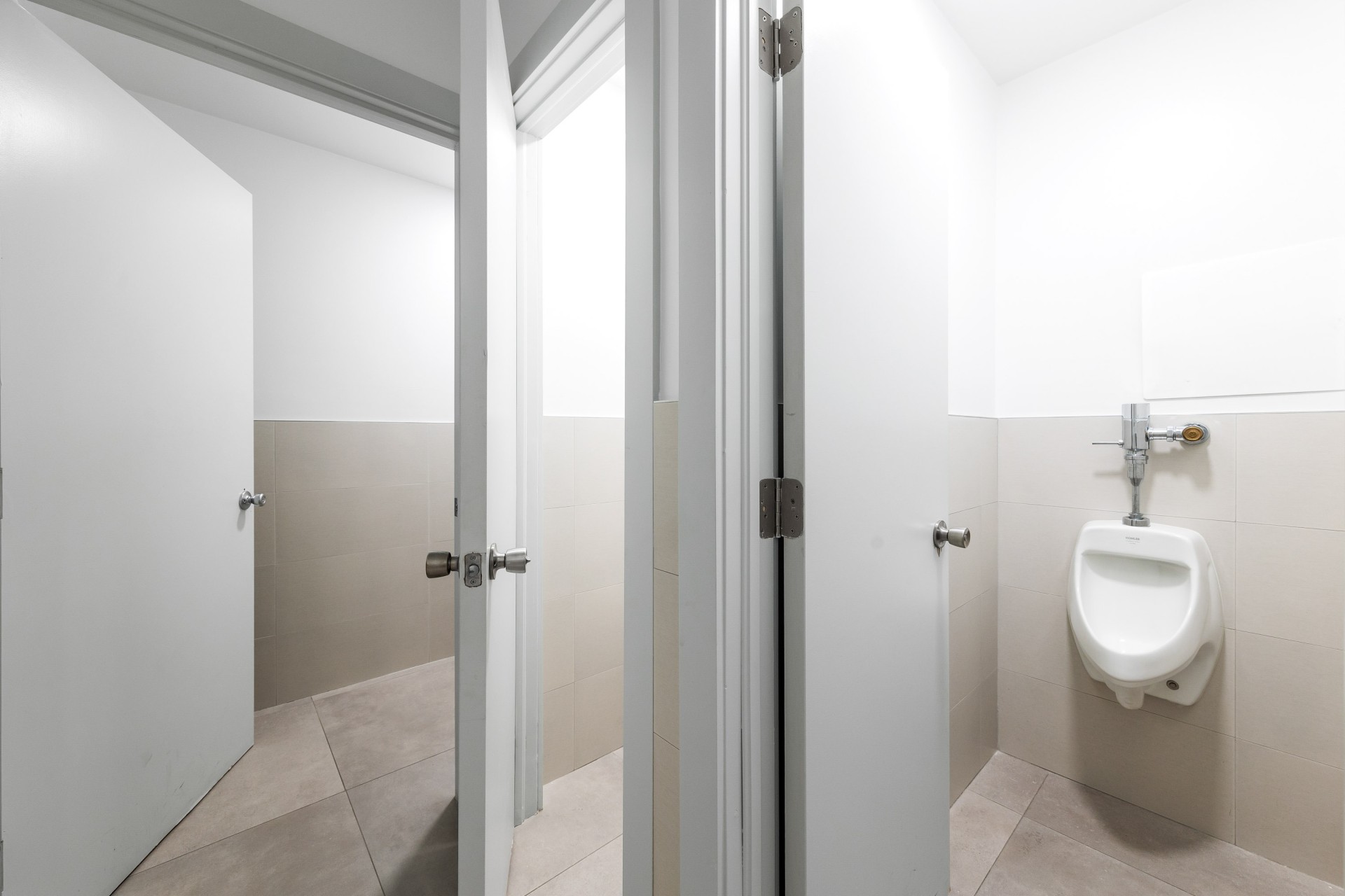Monaco Towers - Suite B - Tower Ii - 5th Floor