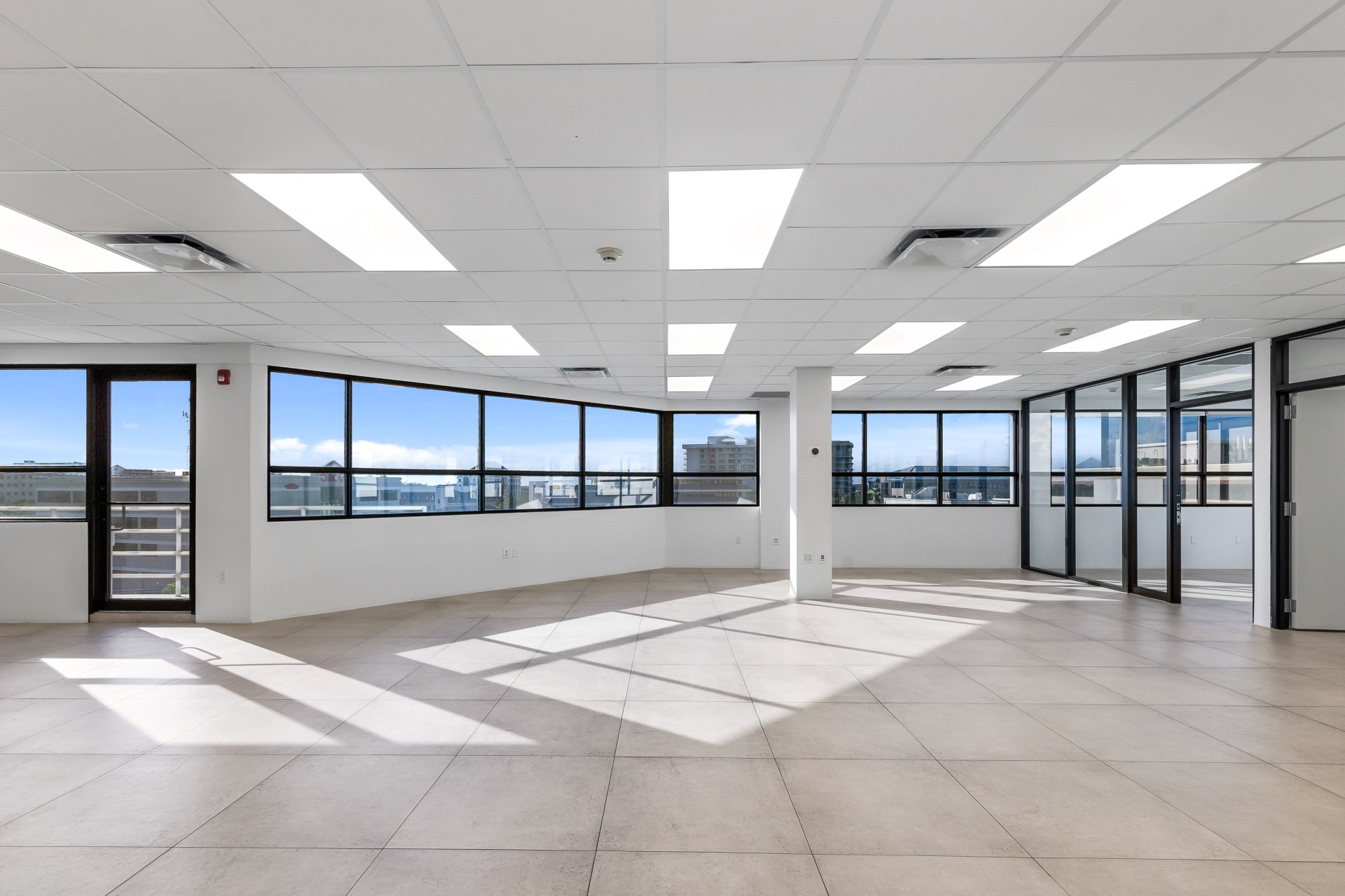 Monaco Towers - Suite B - Tower Ii - 5th Floor