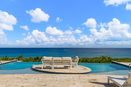 Liv Cayman Liv Cayman