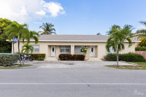 SUMMIT CRESCENT 2 BED/2 BATH - HALF OF A DUPLEX SUMMIT CRESCENT 2 BED/2 BATH - HALF OF A DUPLEX
